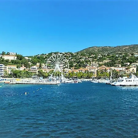 Climatise 2 Pieces + Coin Nuit, Proche Et Commerces, 4 Couchages, - Fr-1-251-829 Apartment *